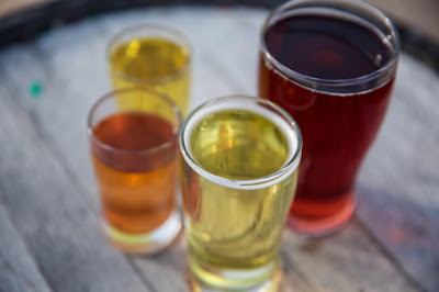 Sugary alcohol 6 Foods and Drinks That Can Cause Bloating