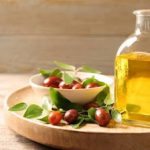 The Benefits of Using Jojoba Oil in Skincare