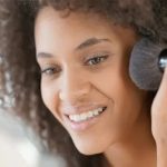 Maintaining Healthy Skin While Wearing Makeup