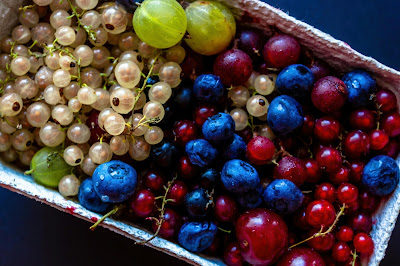 Foods That Help With Acne Prevention and Healing