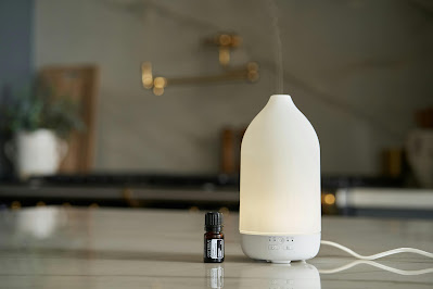 How Aromatherapy Can Support Healthy Blood Sugar Levels and Mental Clarity